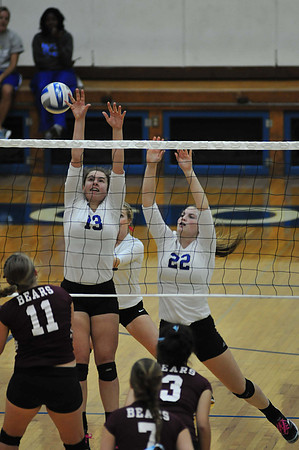 Columbus North/Lawrence Central girls volleyball