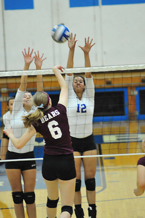 Columbus North/Lawrence Central girls volleyball